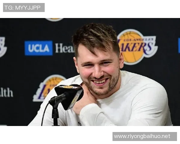 东契奇称赞不可思议胜利,突显团队精神 东契奇称赞不可思议胜利,突显团队精神