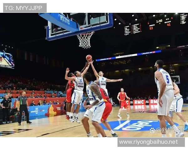 2年前创下历史最长28连败纪录的活塞如今已攀上联盟第一宝座